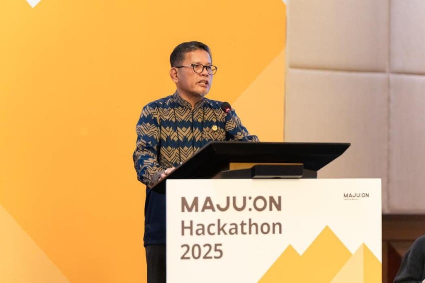 MAJU:ON Hackathon 2025: UGM & GISACT Raih Puncak Inovasi Lingkungan