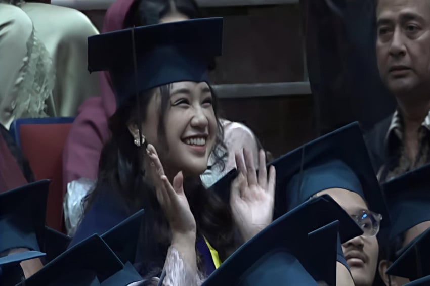 Kisah Ellana, Mahasiswi ITB dengan IPK Tertinggi & Segudang Prestasi