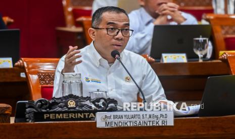 Penerima Beasiswa Garuda Diminta Tak Manja Ilustrasi beasiswa garuda untuk artikel Mendiktisaintek Minta Penerima Beasiswa Garuda Tak Manja